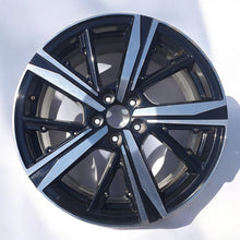 Laden Sie das Bild in den Galerie-Viewer, 1x Alufelge 18 Zoll 8.0&quot; 5x108 43ET 9835058130 Peugeot 308 Rim Wheel