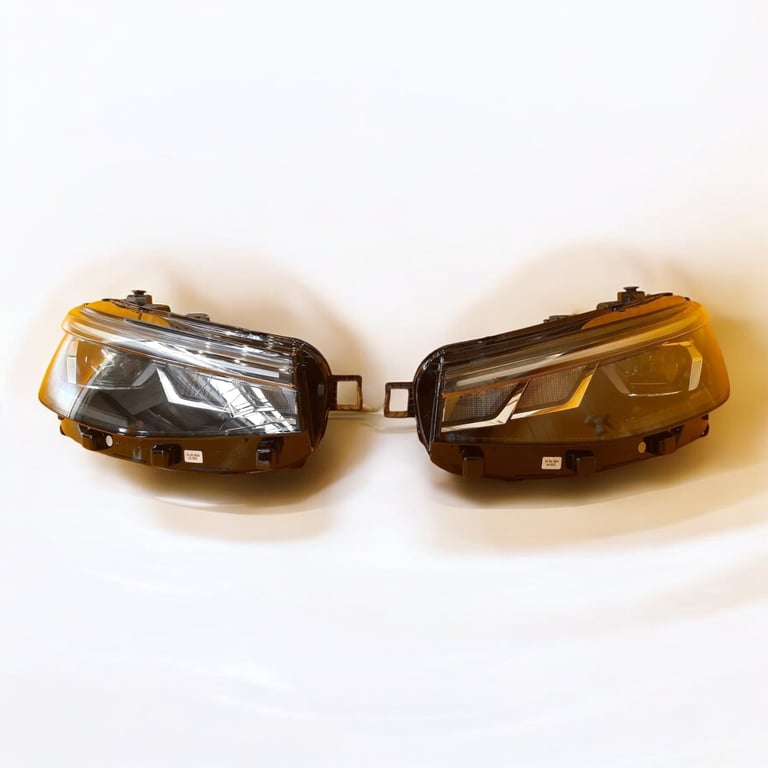 Frontscheinwerfer VW Passat 3J1941005 3J1941006 Full LED Rechts oder Links SCH3316700884uj