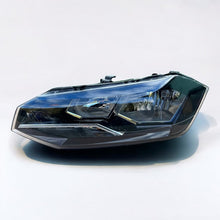 Laden Sie das Bild in den Galerie-Viewer, Frontscheinwerfer VW Polo 2G1241005 Links Scheinwerfer Headlight