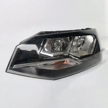 Load image into Gallery viewer, Frontscheinwerfer VW Polo 2G1941005 Links Scheinwerfer Headlight