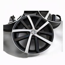 Laden Sie das Bild in den Galerie-Viewer, 4x Alufelge 18 Zoll 7.5&quot; 5x112 51ET Glanz Silber 5K0601025L VW Golf VII Touran