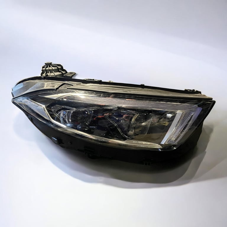 Frontscheinwerfer Mercedes-Benz Cls A2579068400 LED Rechts oder Links