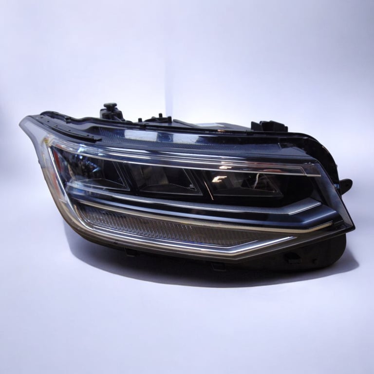 Frontscheinwerfer VW Tiguan 5NB941036G Rechts Scheinwerfer Headlight