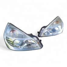 Laden Sie das Bild in den Galerie-Viewer, Frontscheinwerfer Renault Espace 8200394706 Ein Satz Scheinwerfer Headlight SCH1673650885mc