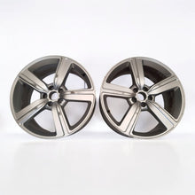 Laden Sie das Bild in den Galerie-Viewer, 1x Alufelge 20 Zoll 9.0" 5x112 38ET Glanz Silber 4KE601025 Audi E Tron Rim Wheel FEL7640265324qv