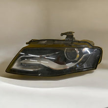 Load image into Gallery viewer, Frontscheinwerfer Audi A4 B8 8K0941003C Xenon Links Scheinwerfer Headlight