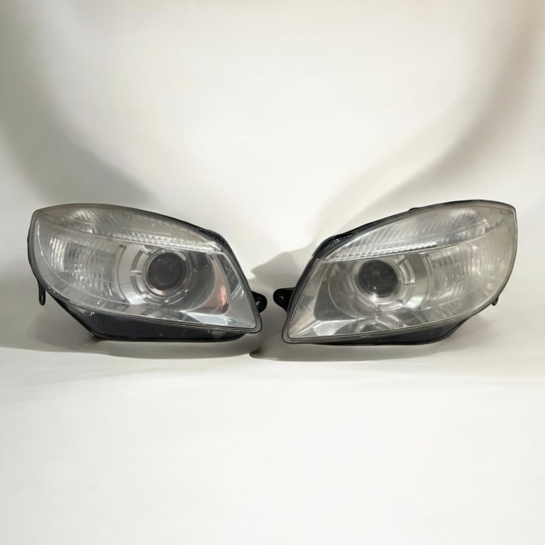 Frontscheinwerfer Skoda Fabia II Ein Stück (Rechts oder Links) Headlight