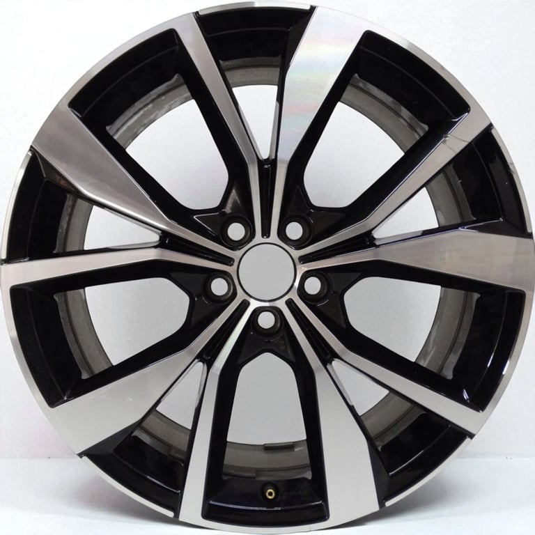 1x Alufelge 18 Zoll 7.0" 5x100 39ET 2G7601025F VW Taigo Rim Wheel FEL3400462281vb