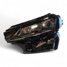 Laden Sie das Bild in den Galerie-Viewer, Frontscheinwerfer Skoda Karoq 57B941009 LED Links Scheinwerfer Headlight SCH5110304578hl