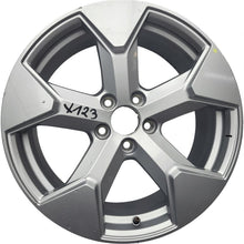 Laden Sie das Bild in den Galerie-Viewer, 1x Alufelge 18 Zoll 7.5&quot; 5x108 46ET 80000277 Volvo Rim Wheel