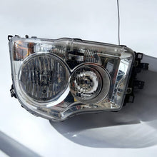 Laden Sie das Bild in den Galerie-Viewer, Frontscheinwerfer Mercedes-Benz 9608202339 Ein Stück (Rechts oder Links) SCH9795357666gq