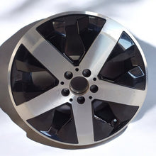 Laden Sie das Bild in den Galerie-Viewer, 1x Alufelge 18 Zoll 7.5&quot; 5x112 53ET Glanz Schwarz A2474012800 Mercedes-Benz W247