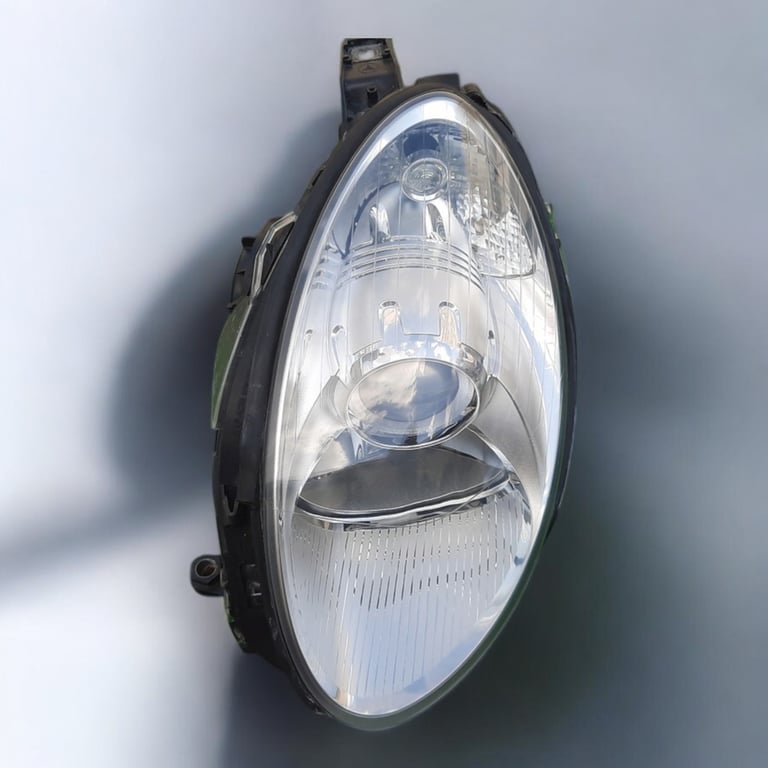 Frontscheinwerfer Mercedes-Benz W251 A2518200161 Links Scheinwerfer Headlight