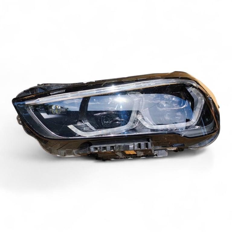Frontscheinwerfer BMW X1 F48 5A01177-02 LED Ein Stück (Rechts oder Links) SCH9024659671ty