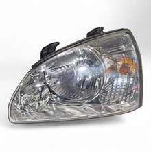 Laden Sie das Bild in den Galerie-Viewer, Frontscheinwerfer Kia Carens I Links Scheinwerfer Headlight SCH6061924591co