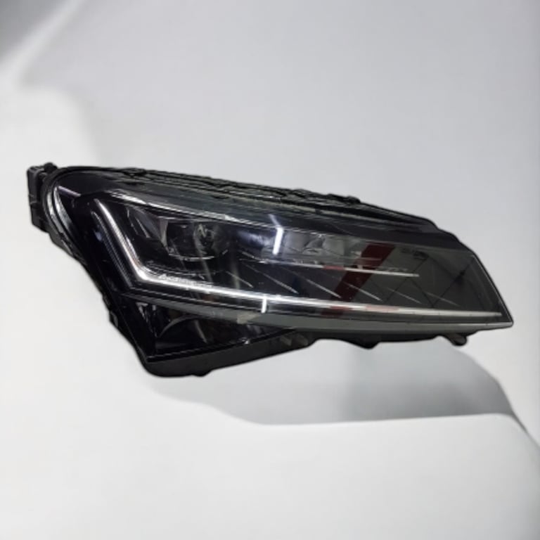 Frontscheinwerfer Skoda Superb III 11502040000 Rechts Scheinwerfer Headlight