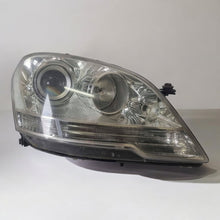 Load image into Gallery viewer, Frontscheinwerfer Mercedes-Benz MKE179 Rechts Scheinwerfer Headlight SCH6887270337mu