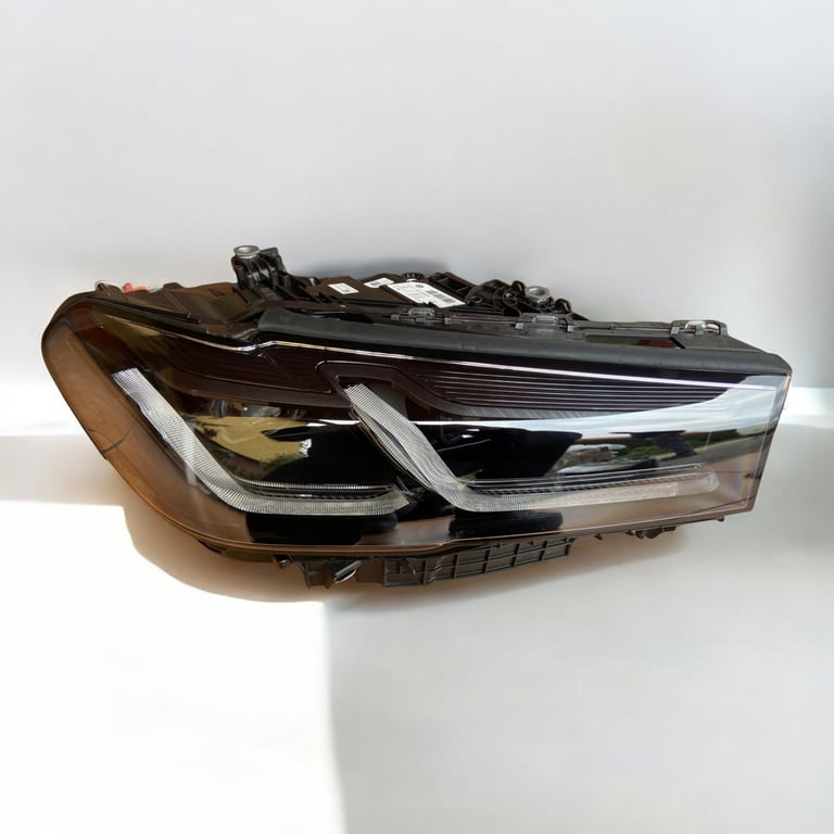 Frontscheinwerfer BMW G31 G30 9850602 9850601 Full LED Rechts oder Links SCH8368269878rb