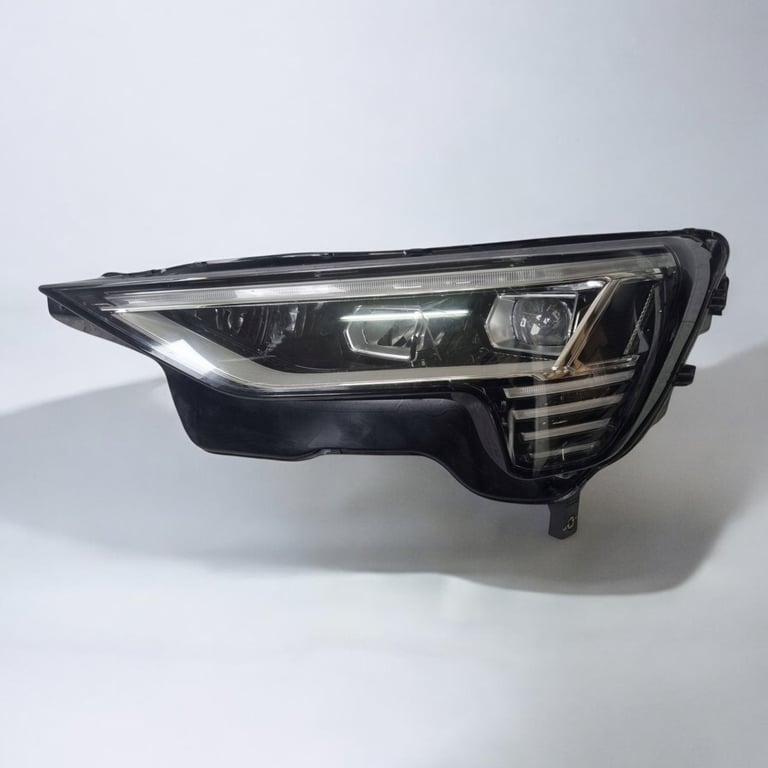 Frontscheinwerfer Audi E-Tron 4KE941039 Links Scheinwerfer Headlight
