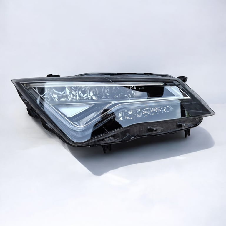 Frontscheinwerfer Seat Ateca 575941007A Ein Stück (Rechts oder Links) Headlight