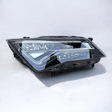 Laden Sie das Bild in den Galerie-Viewer, Frontscheinwerfer Seat Ateca 575941007A Ein Stück (Rechts oder Links) Headlight