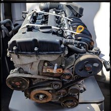 Laden Sie das Bild in den Galerie-Viewer, Motor Hyundai Sonata V G4KC 2.4 126TKm Benzin Engine Komplett MOT9549312292sm