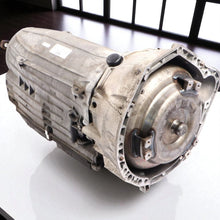 Laden Sie das Bild in den Galerie-Viewer, Getriebe Mercedes-Benz W204 W212 A2042706902 A2042702905 Automatikgetriebe