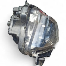 Laden Sie das Bild in den Galerie-Viewer, Frontscheinwerfer Hyundai Tucson N792112020 N7921-62120 LED Rechts Headlight SCH9208461811me
