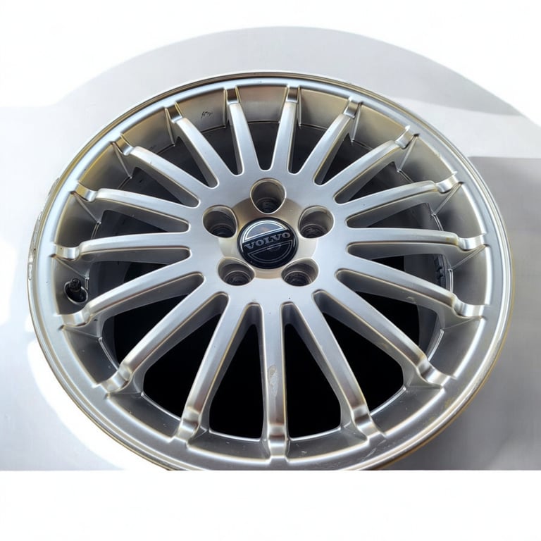1x Alufelge 17 Zoll 7.5" 5x108 43ET Silber 8672088 Volvo Rim Wheel