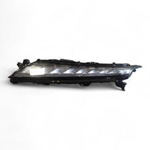 Laden Sie das Bild in den Galerie-Viewer, Frontscheinwerfer Mitsubishi Eclipse Cross I EDM92205010 Rechts oder Links