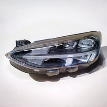 Laden Sie das Bild in den Galerie-Viewer, Frontscheinwerfer Ford Focus MX7B-13E015-EB LED Links Scheinwerfer Headlight