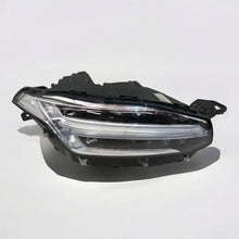 Laden Sie das Bild in den Galerie-Viewer, Frontscheinwerfer Volvo Xc90 31655813 31655720 Full LED Rechts Headlight