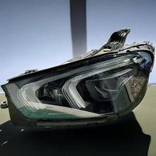 Laden Sie das Bild in den Galerie-Viewer, Frontscheinwerfer Mercedes-Benz Gle A1679061600 Links Scheinwerfer Headlight