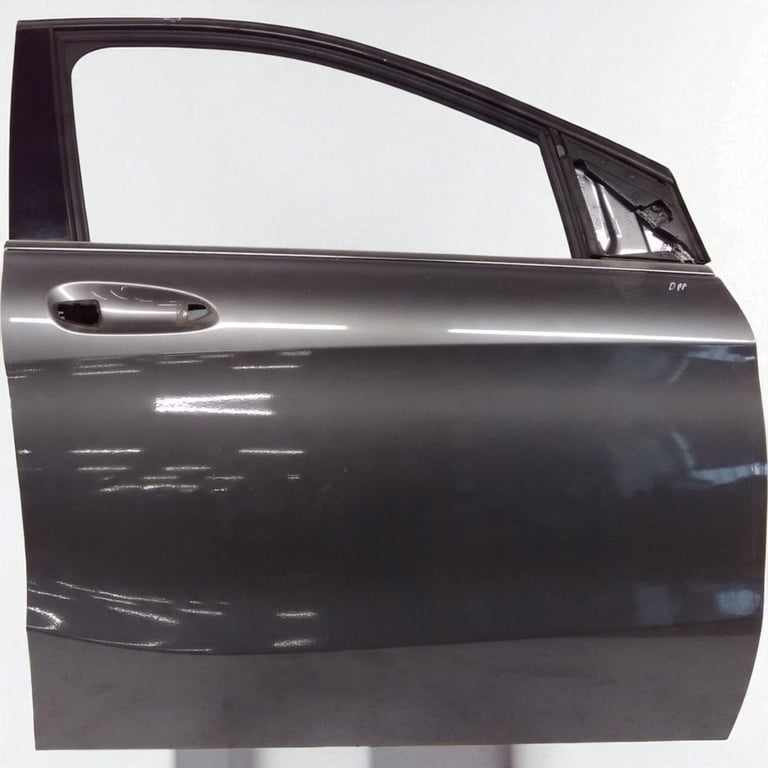 Tür Mercedes-Benz W246 W242 A2467220210 Vorne Rechts Door Porta Porte