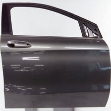 Laden Sie das Bild in den Galerie-Viewer, Tür Mercedes-Benz W246 W242 A2467220210 Vorne Rechts Door Porta Porte