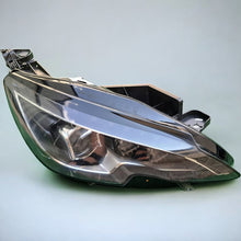 Laden Sie das Bild in den Galerie-Viewer, Frontscheinwerfer Peugeot 308 9677832380-02 LED Rechts Scheinwerfer Headlight SCH8176052299ld