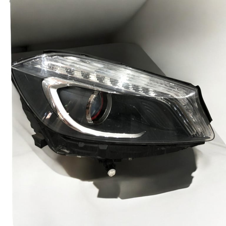 Frontscheinwerfer Mercedes-Benz Amg A1768204361 Xenon Rechts Headlight