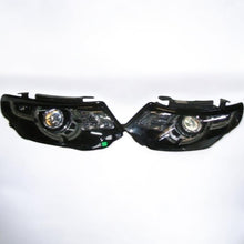 Laden Sie das Bild in den Galerie-Viewer, Frontscheinwerfer Land Rover Range Sport FK72-13W030-HG Xenon Ein Satz Headlight SCH2994237156qr