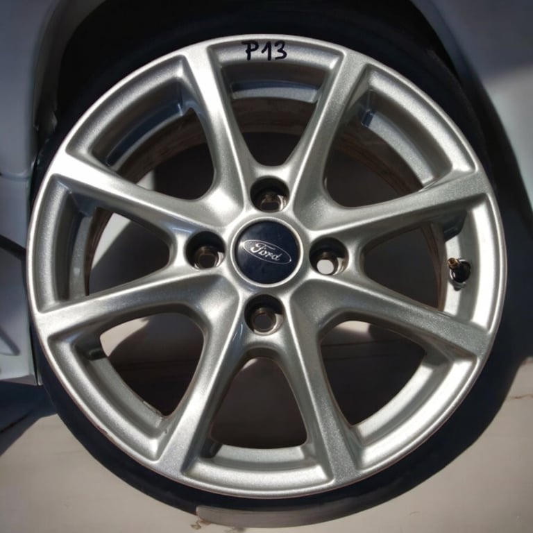 1x Alufelge 15 Zoll 6.0" 4x108 45ET Glanz Silber H1BC-A1B Ford Fiesta Rim Wheel