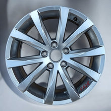 Load image into Gallery viewer, 1x Alufelge 17 Zoll 7.0" 5x112 43ET 5C0601025 VW New Beetle Rim Wheel FEL8884023675lt