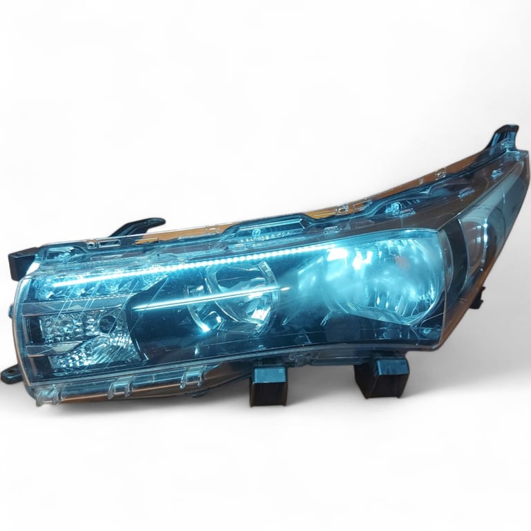 Frontscheinwerfer Toyota Corolla 81150-02E71 LED Ein Stück (Rechts oder Links)