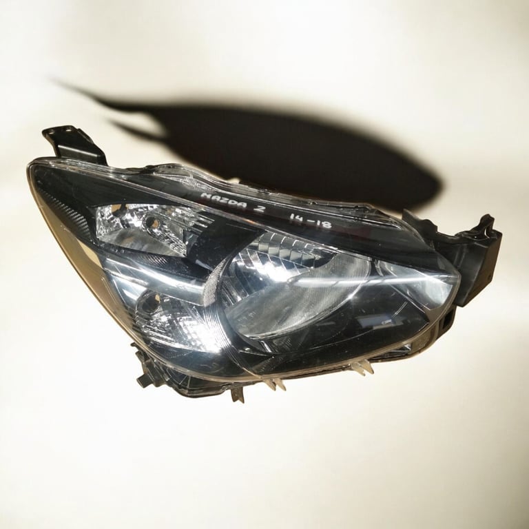 Frontscheinwerfer Mazda II 5240243 52402435240243 Rechts Scheinwerfer Headlight