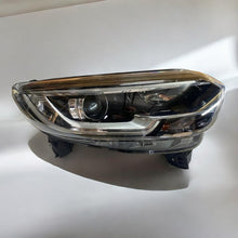 Laden Sie das Bild in den Galerie-Viewer, Frontscheinwerfer Renault Kadjar 260107249R LED Rechts Scheinwerfer Headlight SCH4184605662sj