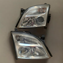 Laden Sie das Bild in den Galerie-Viewer, Frontscheinwerfer Opel Signum Vectra C Xenon Links Scheinwerfer Headlight