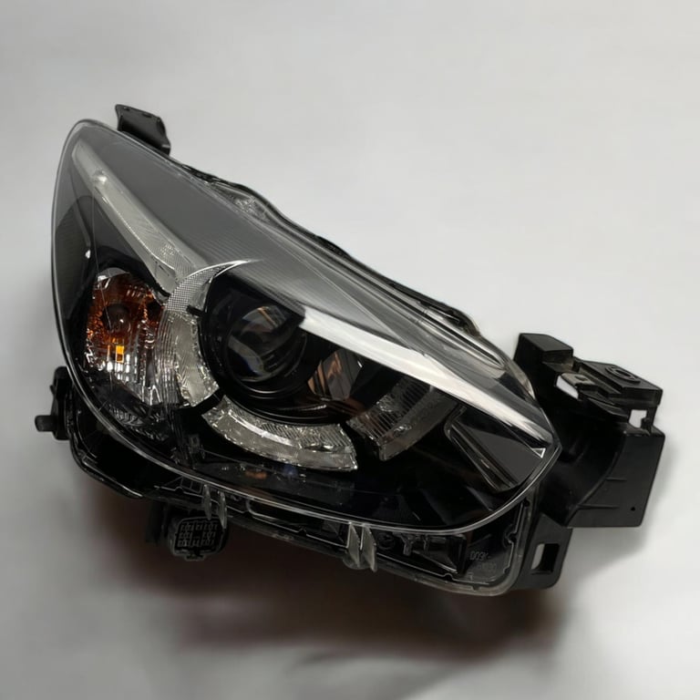 Frontscheinwerfer Mazda 2 D09K-51030 LED Rechts Scheinwerfer Headlight