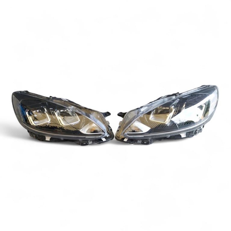 Frontscheinwerfer Ford Kuga LV4B13E014CE LV4B13E015CE Ein Satz Headlight SCH9458968966oq