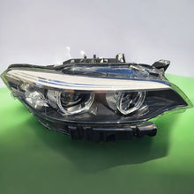 Laden Sie das Bild in den Galerie-Viewer, Frontscheinwerfer BMW 2 F22 F23 7469778-07 Full LED Rechts Headlight SCH8101533907ur