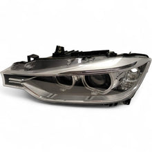 Laden Sie das Bild in den Galerie-Viewer, Frontscheinwerfer BMW F30 7259525 Xenon Ein Stück (Rechts oder Links) Headlight SCH5900215843zp