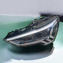 Laden Sie das Bild in den Galerie-Viewer, Frontscheinwerfer Audi Q3 83A941033 LED Links Scheinwerfer Headlight