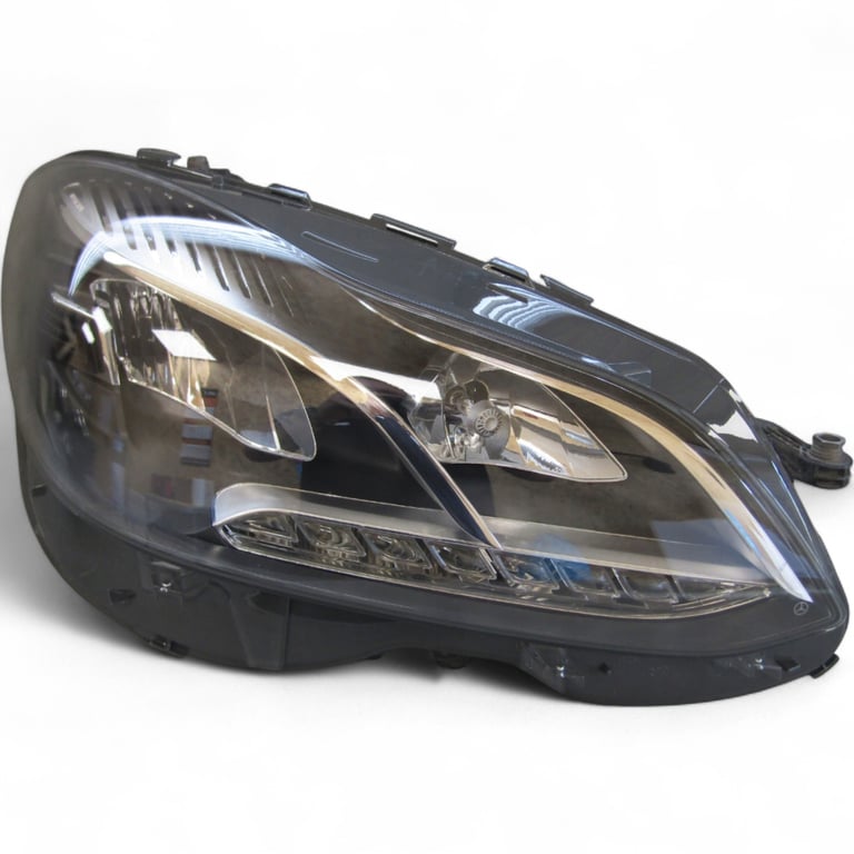 Frontscheinwerfer Mercedes-Benz W212 A2128200539 LED Rechts Headlight SCH3499599800qk